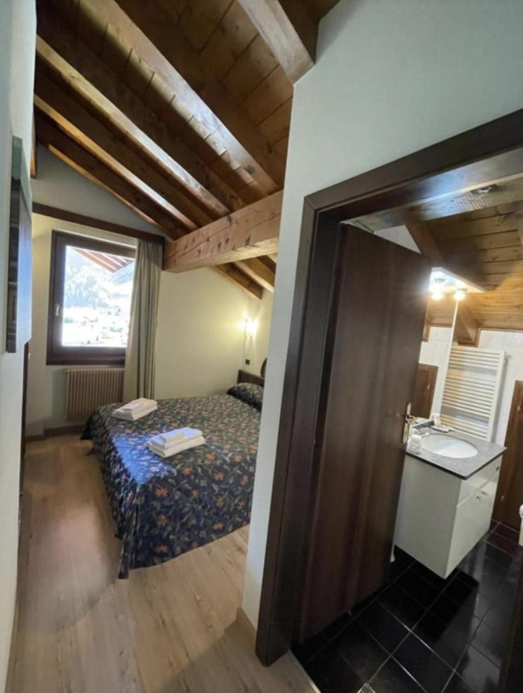 Hotel Quadrifoglio Пинцоло Экстерьер фото