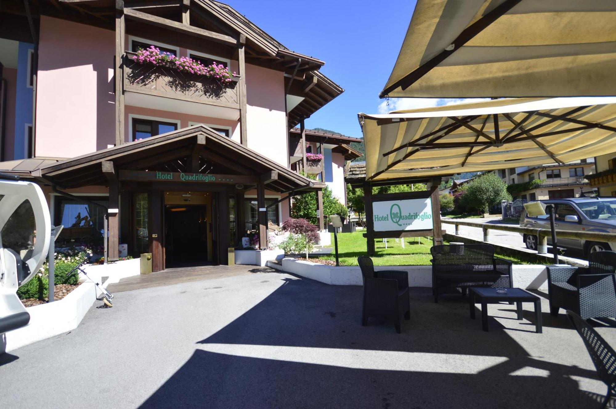 Hotel Quadrifoglio Пинцоло Экстерьер фото