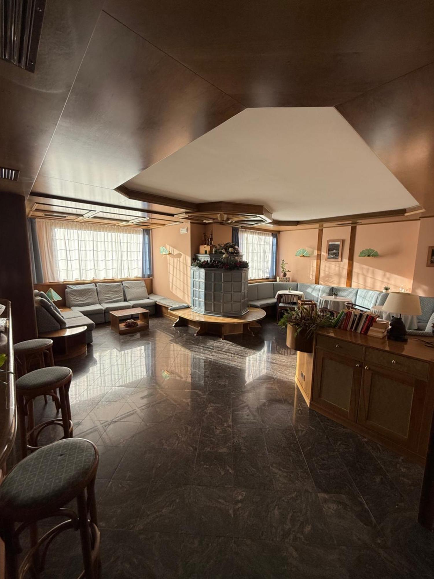 Hotel Quadrifoglio Пинцоло Экстерьер фото